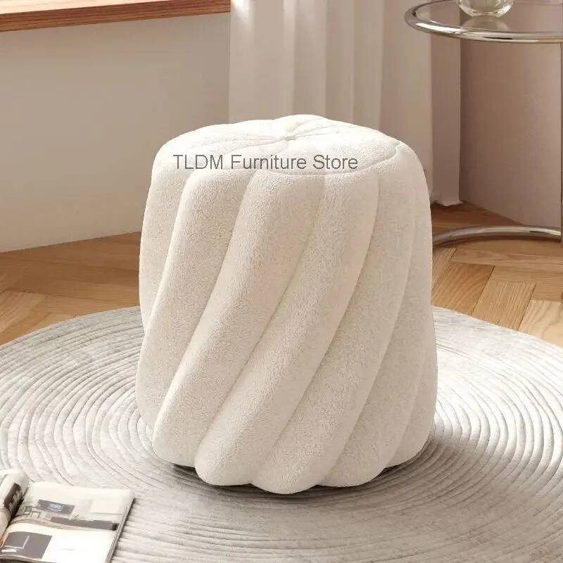 Lamb Wool Pleated Round Stool  - огляд і ціна Home Barcelona