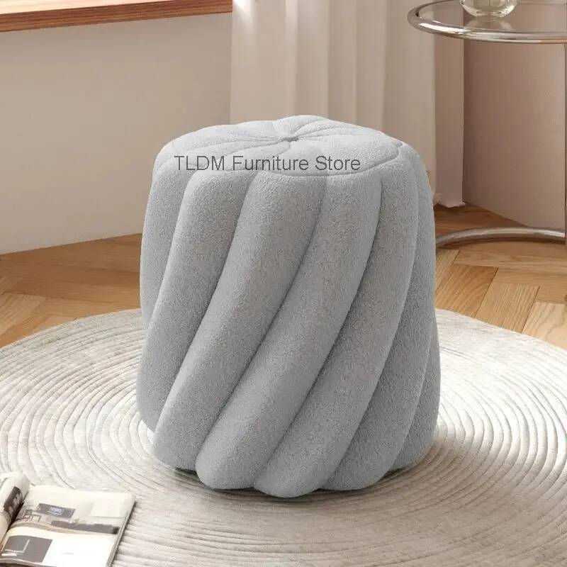 Lamb Wool Pleated Round Stool  - огляд і ціна Home Barcelona