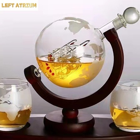Glass globe shaped decanter, w - огляд і ціна Decanter Globe Set