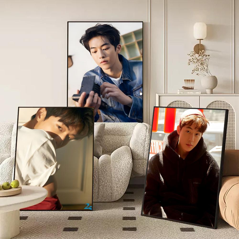 Male Star N_nam J_joo Hyuk Pos - огляд і ціна Home Bar And Theater