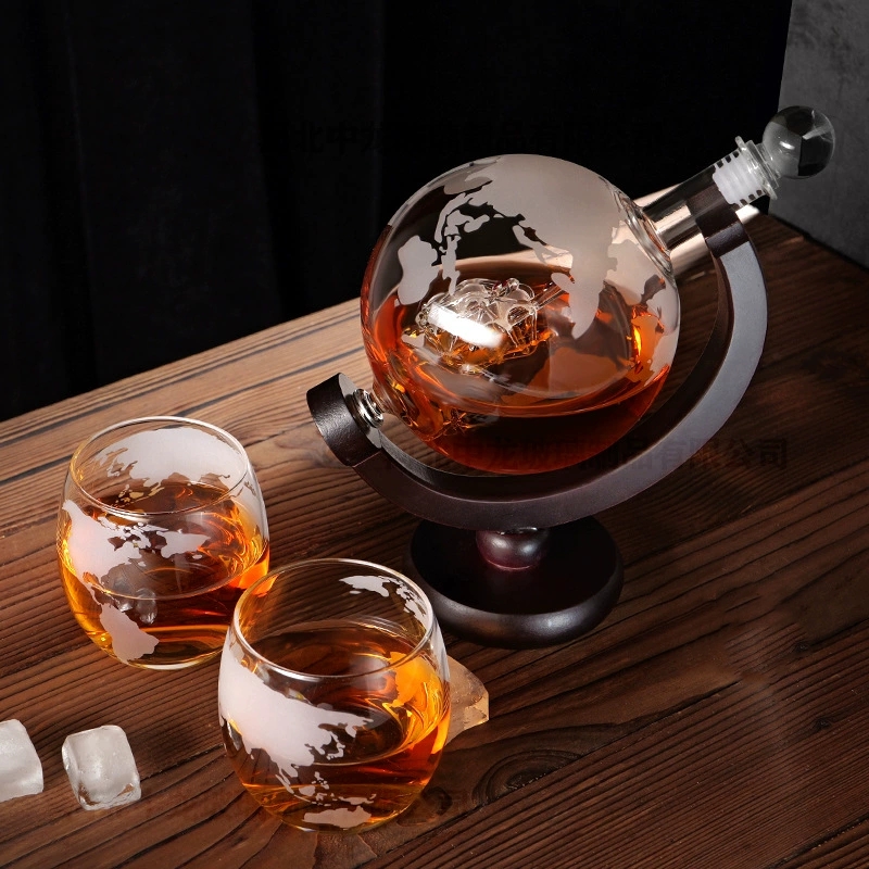 1L Creative Globe Decanter Set - огляд і ціна Decanter Globe Set
