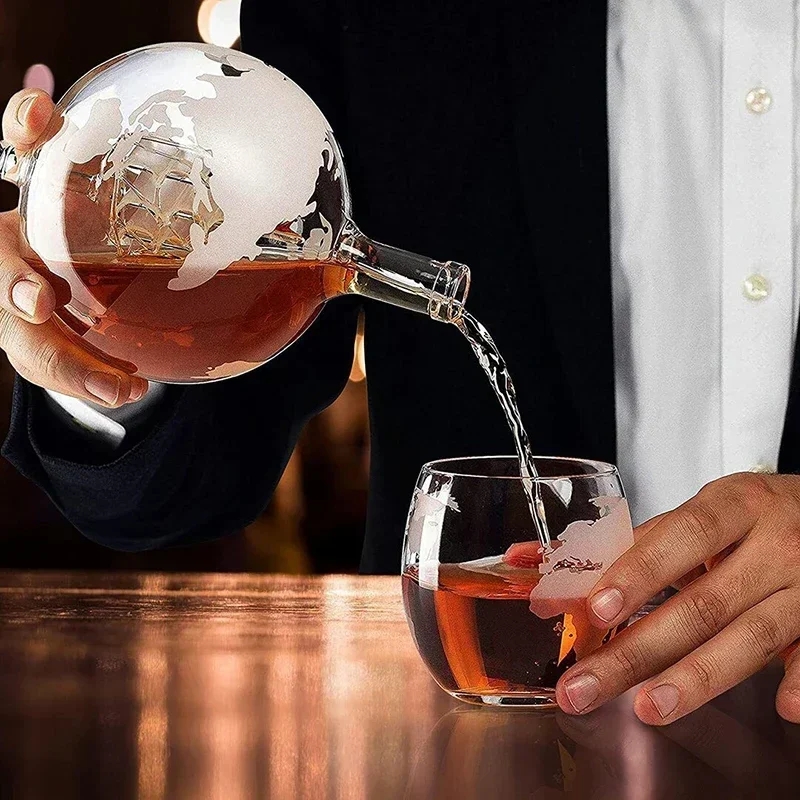 1L Creative Globe Decanter Set - огляд і ціна Decanter Globe Set